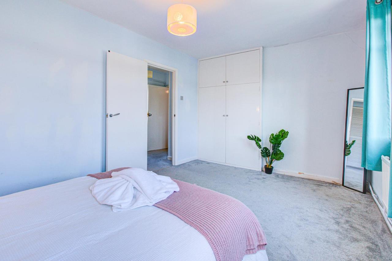 Private Family Apartment, In Victoria Posh Sw1 Londra Exterior foto